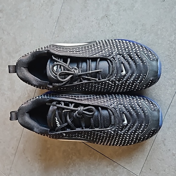 Nike AirMax 270 Pixel Black Blue - Size 8M - Picture 2 of 6